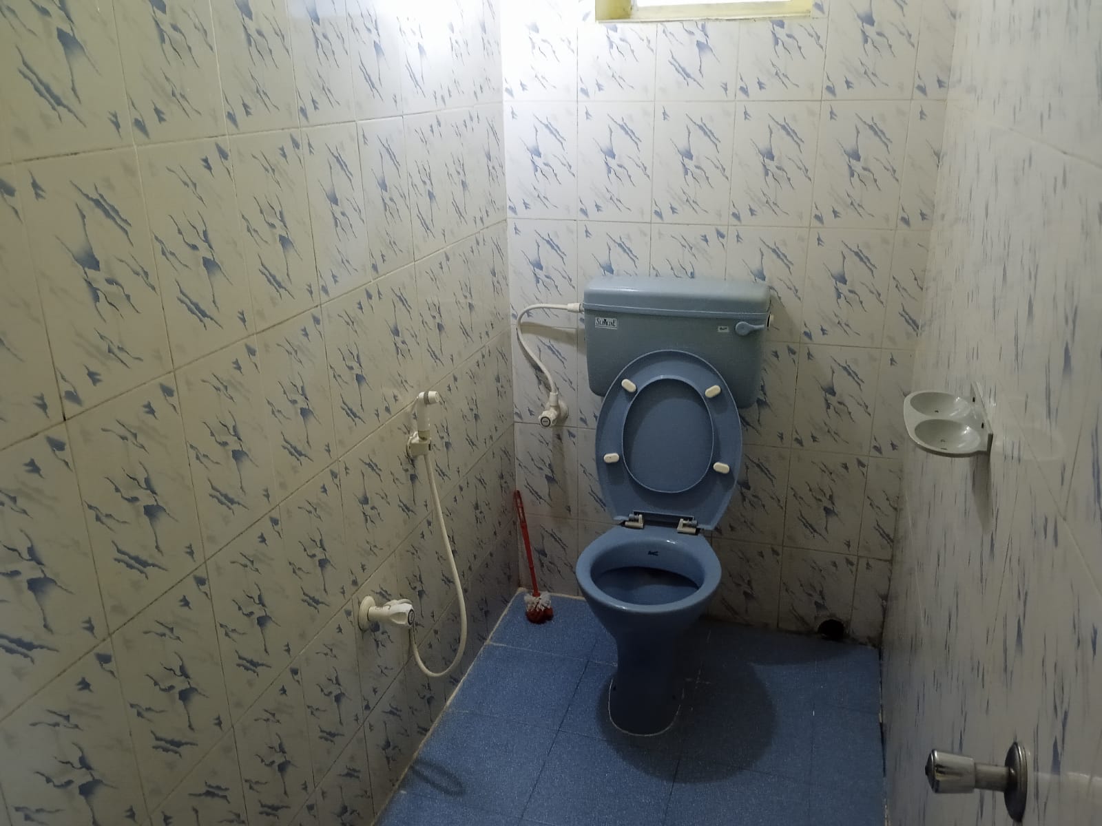 Abel Homestay - Tap to explore photos