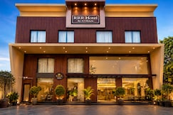 RRR by iO Hotels, Amritsar