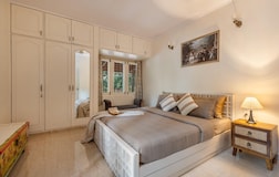 G1 - Premium bedroom with Attached bathroom