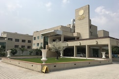 SILVER ESTATE RESORT, Tikamgarh