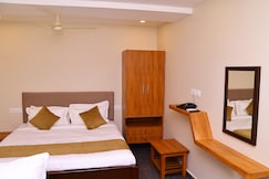 Hotel JSN GRAND, Srikalahasti