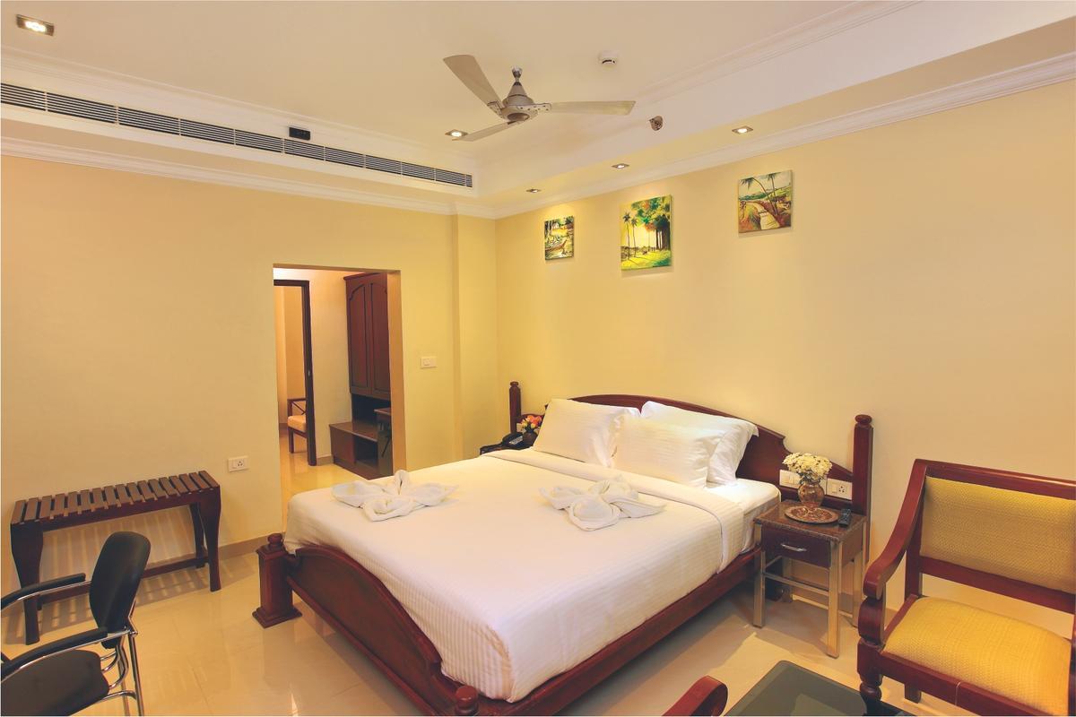 MALAYATTOOR RESIDENCY - Tap to explore photos