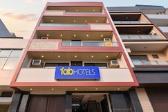 FabHotel Snereya, Delhi