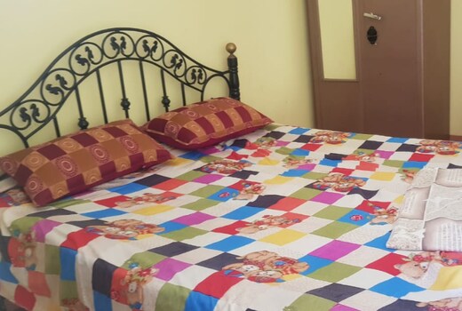 JOHNNYS GUEST HOUSE