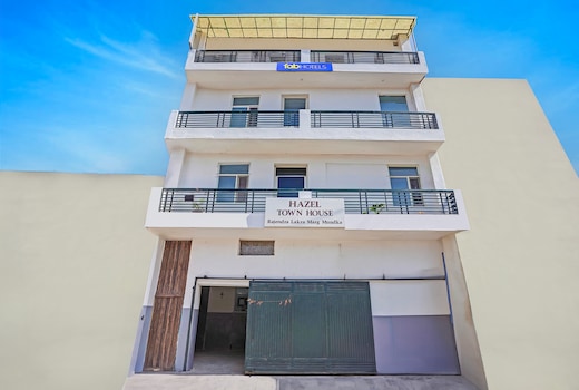 FabHotel Hazel Town House