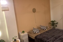 Oasis Uptown | cozy 2 BHK | Bathtub | PS4, Guwahati