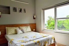 Secluded 1bhk w/ Full Kitchen - The Chirping Nest, Dhar Kalan