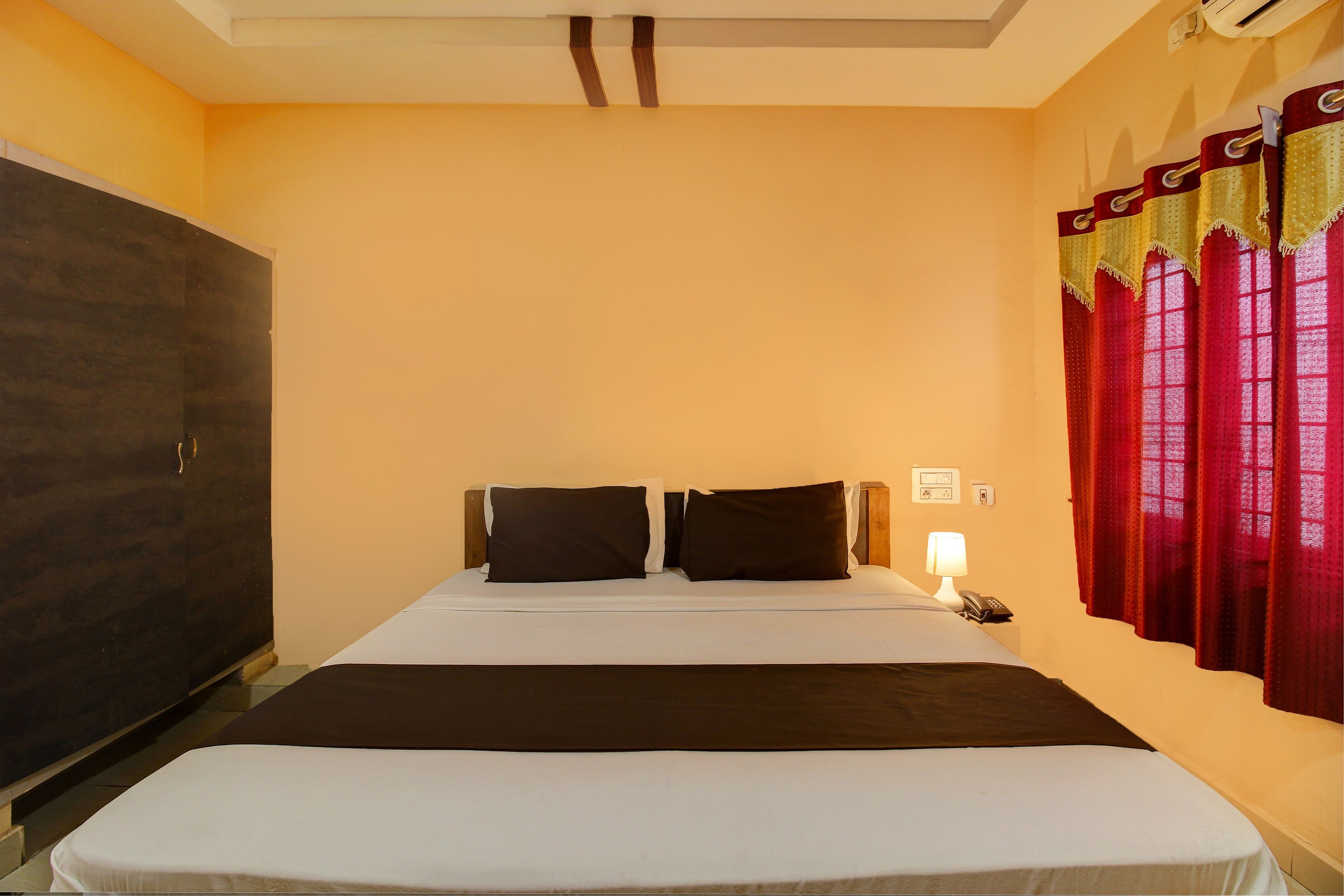 Hotel O SRI SAI BALAJI GRAND LODGE INN - Tap to explore photos