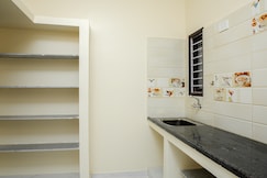 Redstone Service Appartment - T.Nagar Near Us Consulate, Chennai