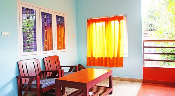 Elephant Hills Homestay - Tap to explore photos