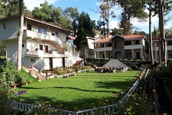 Hotel Cliffton, Karur