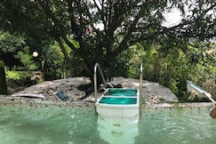 Edke villa on the pond, Pune