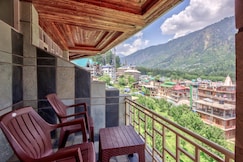 Hotel Glacier Resort, Manali