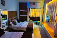 Rv-In, Varanasi