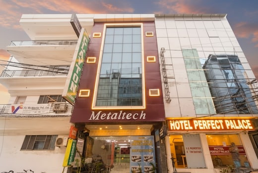 FabHotel Clayton
