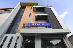 FabHotel Grand Villa, Indore