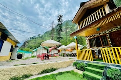 Crown Bliss Riverside Luxury Paradise, Kasol