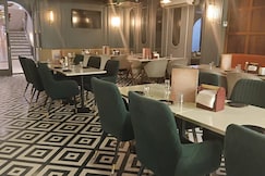 Hotel The Palm, Ambala