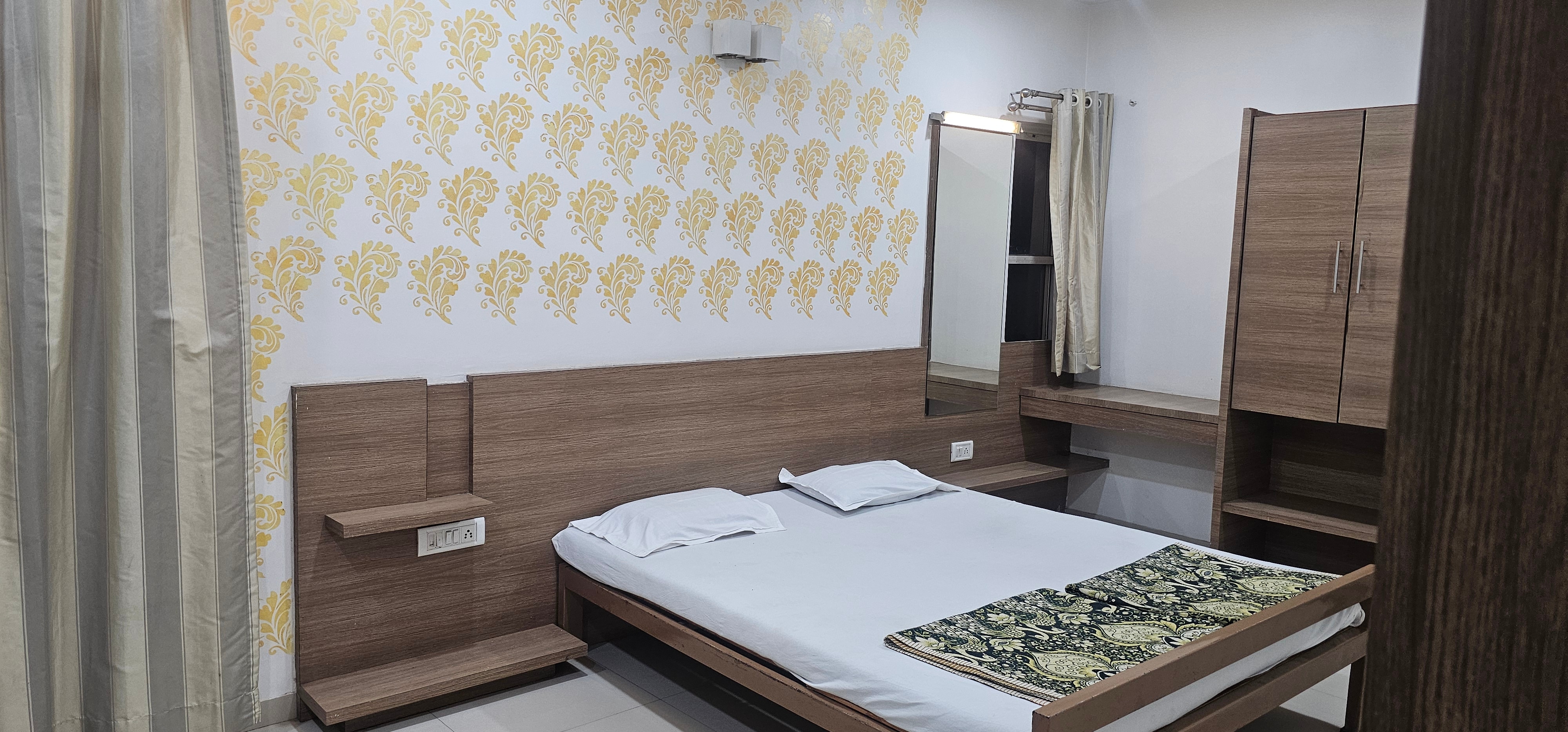 Hotel Shradha - Tap to explore photos