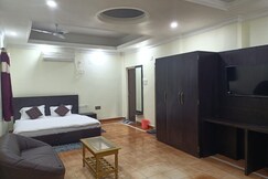 Hotel Queen Palace, Agartala