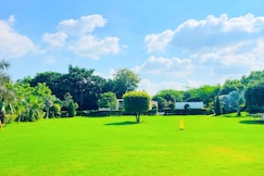 Serenity Meadows Farm House, Gurgaon