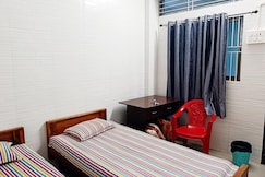 GREENLAND GUEST HOUSE, Dharmanagar