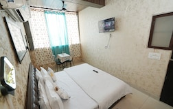 Super Deluxe Room