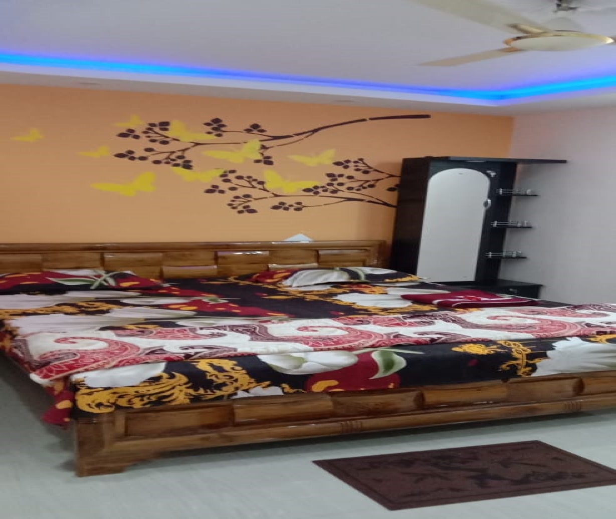 Aerocity Inn Guest House - Tap to explore photos