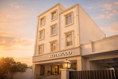Silverwood @ Rajpur Road by Zenvana, Dehradun