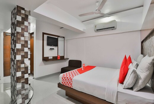 Hotel O Keshav