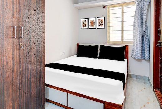 Hotel O AAFA SUITES Sri Venkateshwara Theatre