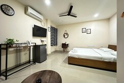 The Dew Drop Hotel, Guwahati