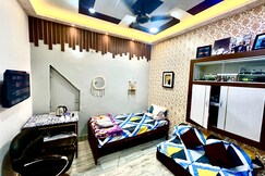 Private AC Room with Attached Bath|City Center, Brahmapur