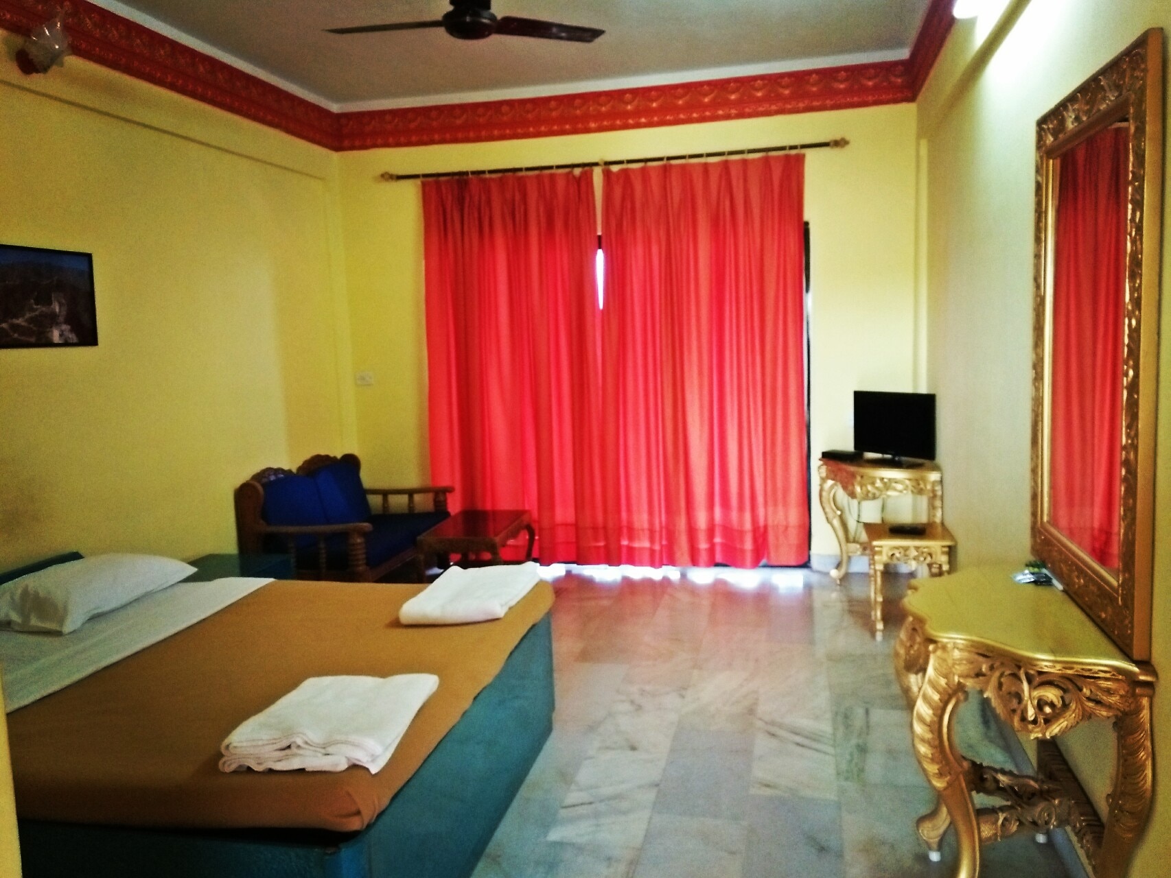 Shiv Sagar Palace