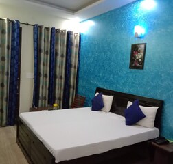 Deluxe room with balcony