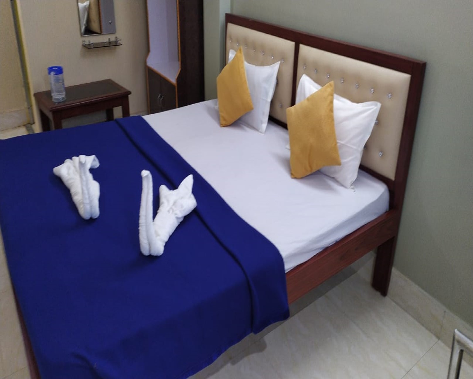 Nataraj Residency Sealdah - Tap to explore photos