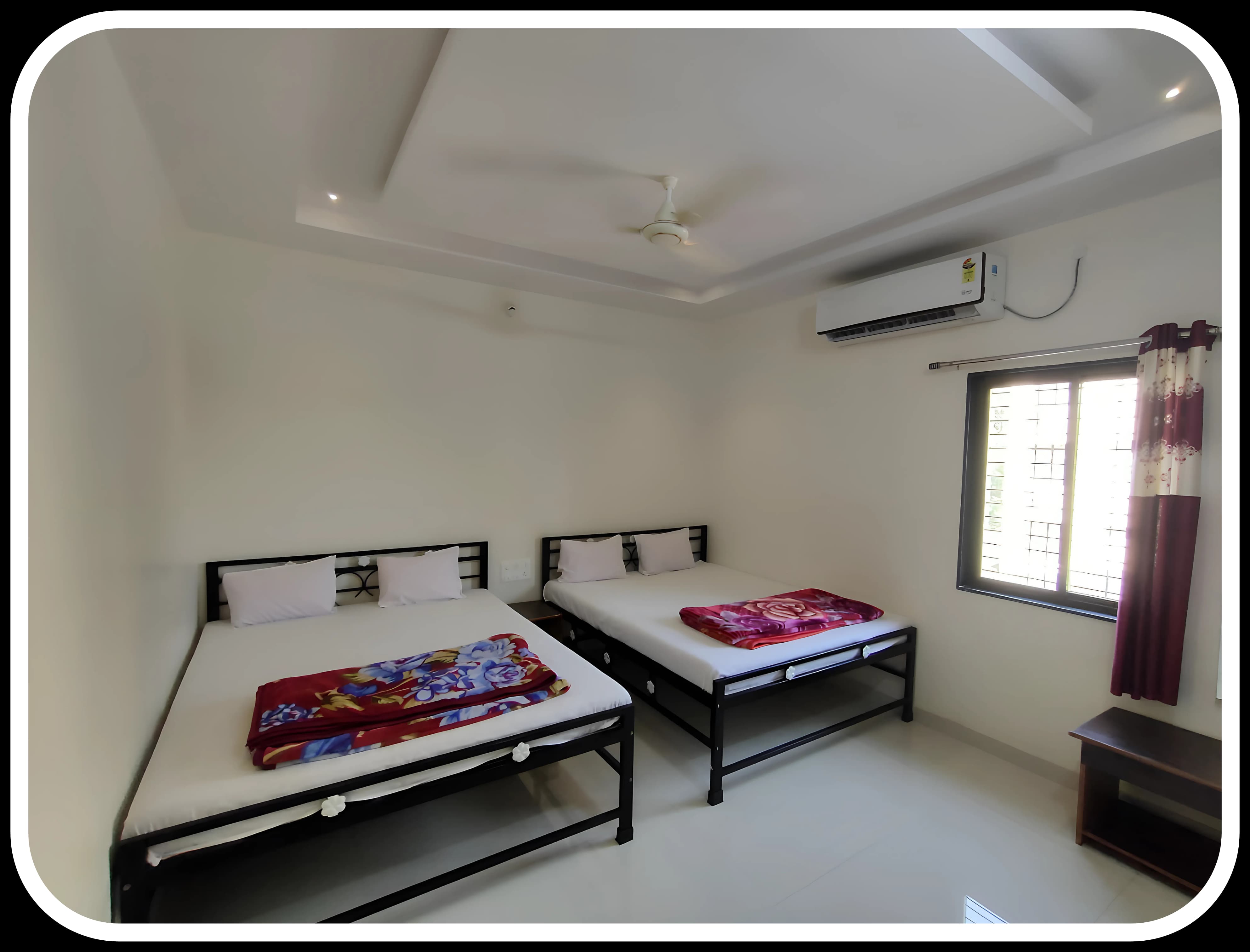 Hotel GURU CHARAN 5