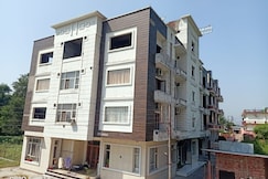 The Grand Sharma Lodge, Dera Gopipur