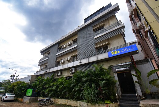 FabHotel Seven Seas - Nr. Venus Women's Hospital