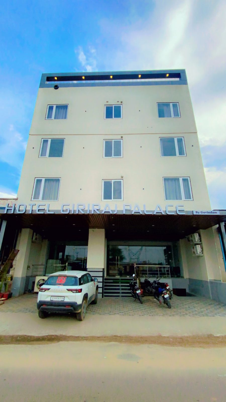 Hotel Giriraj Palace - Tap to explore photos