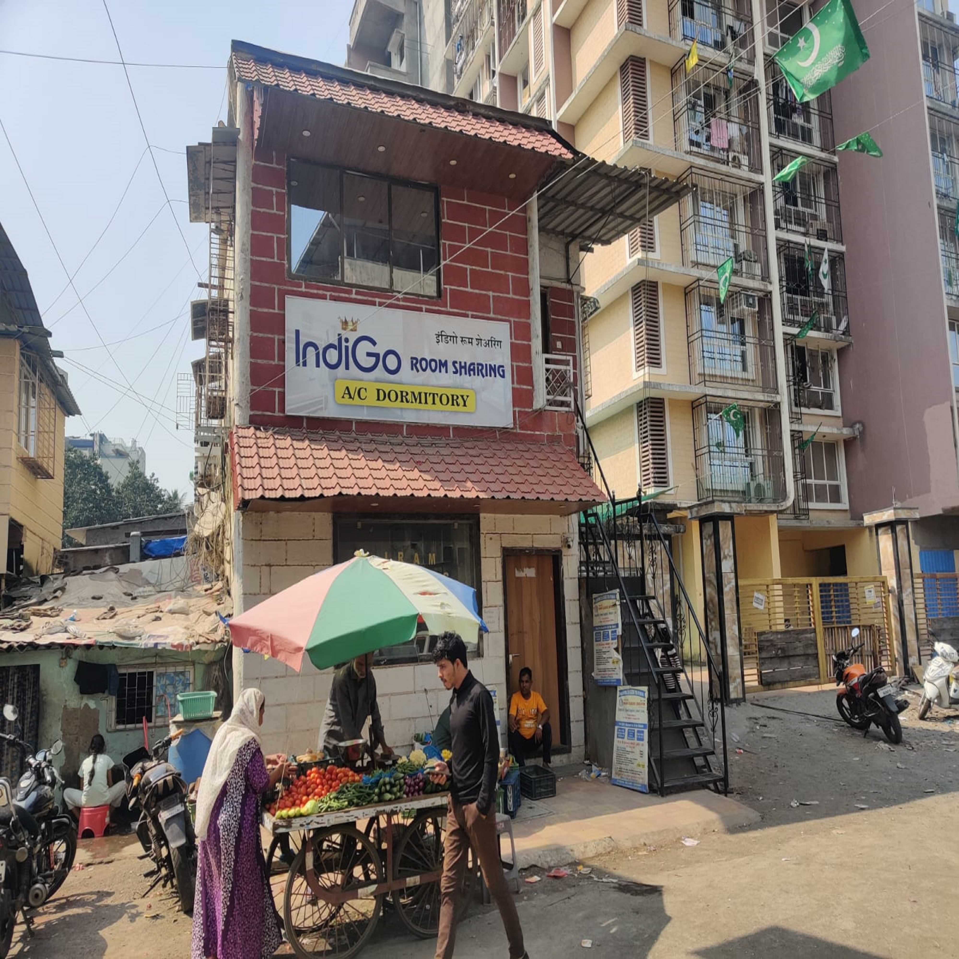 Indigo Room Sharing - Dormitory - Tap to explore photos