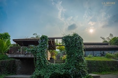 La Moire Resort, Ghod