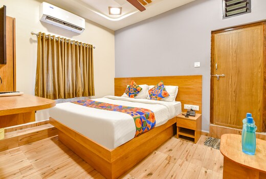 FabExpress Gokul Villa - Inside Panch Ratna Complex