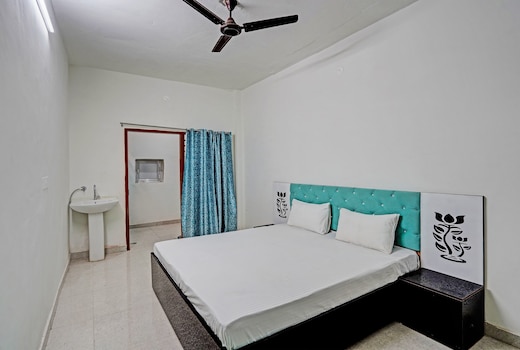 Hotel O Chawla's Hotel & Restaurant