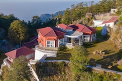 StayVista at Albert Estate & Cottage w/ BBQ & Bonfire, Mussoorie