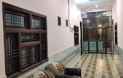 Deluxe Room2
