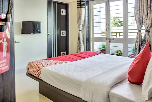 Hotel O Homes Vardhan House 2