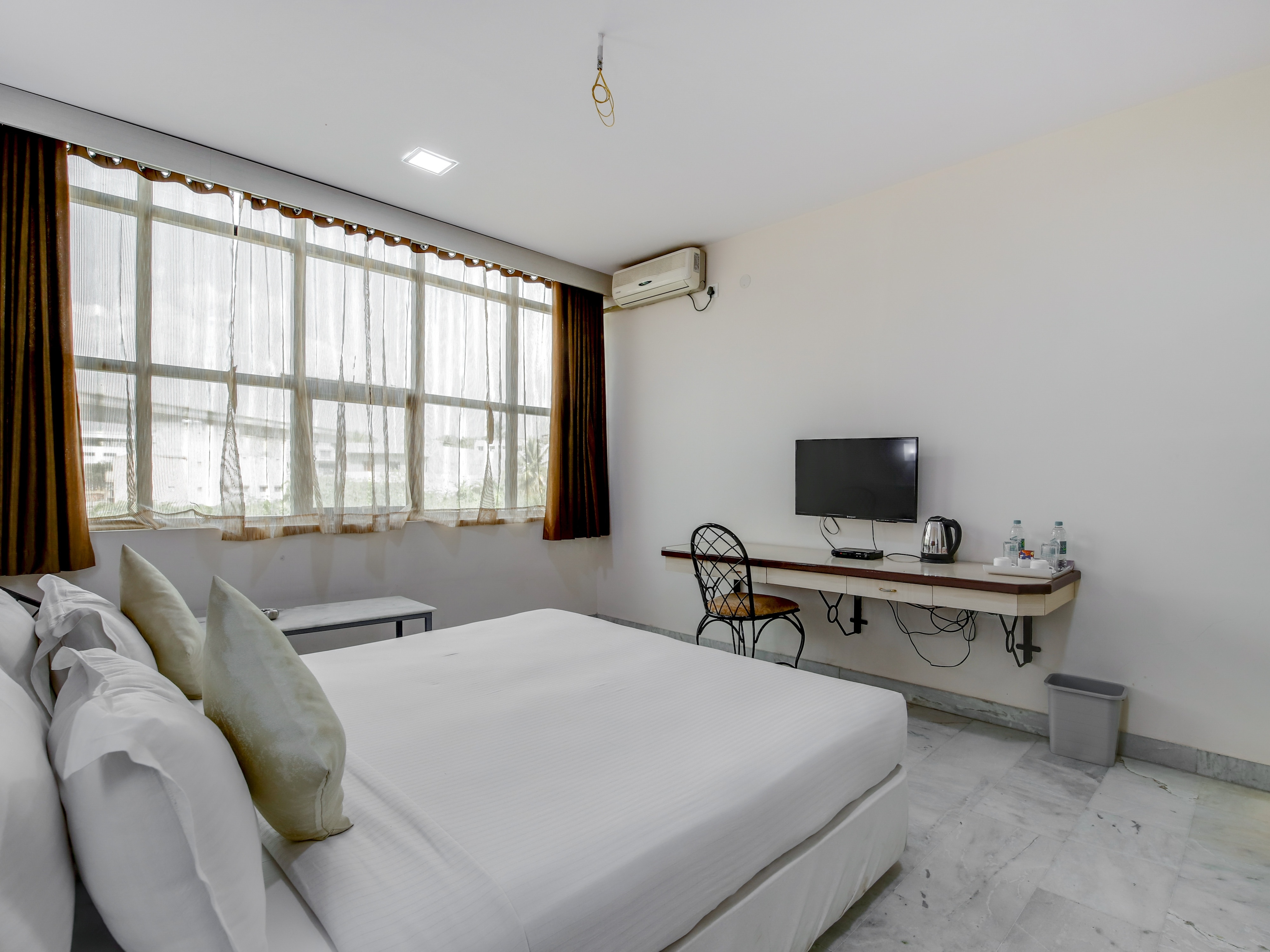 Royal Airavatha Residency - Tap to explore photos