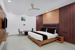 Super Collection O Sector 18 Metro station, Noida