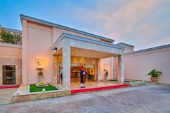 The Lalit Traveller Khajuraho